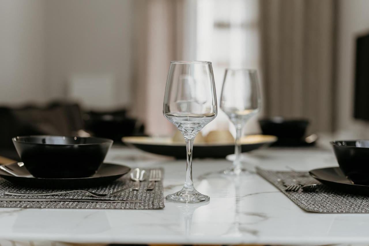 Db Premium Stay Apartments #Two Bedroom Thessaloníki Ngoại thất bức ảnh